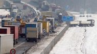 K neštěstí došlo zřejmě kvůli mlze, která snížila viditelnost