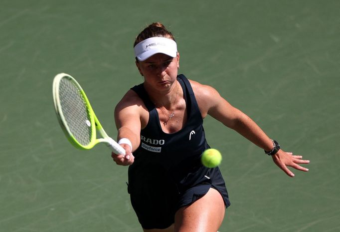Barbora Krejčíková v utkání prvního kola US Open 2025