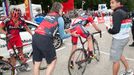 Cadel Evans v problémech ve 14. etapě Tour de France