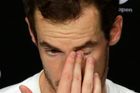 Nejprve Andy Murray. Britský tenista, který do té chvíle turnajem postupoval naprosto suverénně, narazil na padesátého hráče světa Němce Mischu Zvereva. A ten jej šokoval dokonalou útočnou smrští.