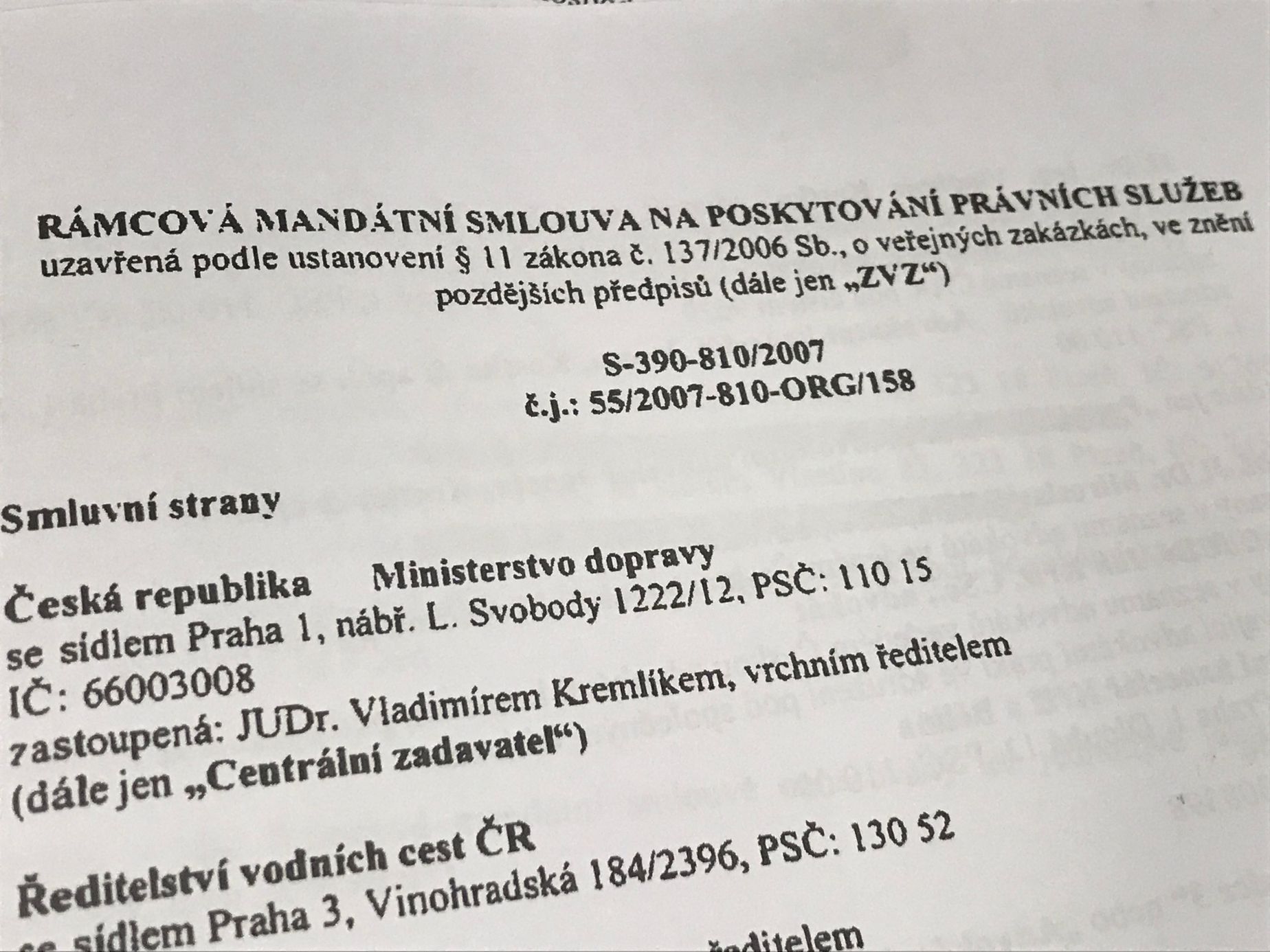 Hlavička rámcové smlouvy, kterou podepsal kandidát na ministra dopravy Vladimír Kremlík