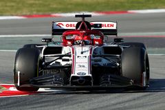 Poslední tajemství odhalena při testech. Toto jsou nové monoposty F1