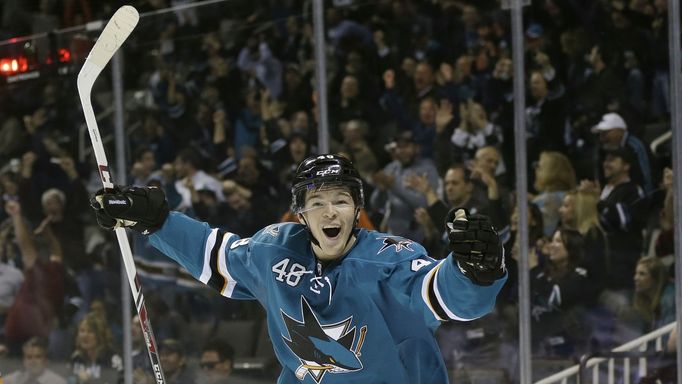 Tomáš Hertl v dresu San Jose Sharks