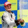 Rubens Barrichello se dočkal. Po pěti letech slaví výhru v závodě F1, když ovládl Velkou cenu Evropy ve Valencii.