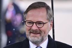 Petr Fiala se po osmi letech vrací do Strakovy akademie. Kdo přichází s ním?