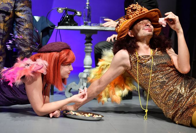 Stanislava Hajduková a Zdeněk Stejskal v rolích šlapek.