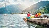 Cyklostezka se nevyhýbá ani známému rekreačnímu středisku Zell am See s jezerem na jedné a Alpami na druhé straně. V zimě odtud vyrážejí lyžaři do Saalbachu nebo na Kaprun, v létě turisté do národního parku Vysoké Taury.