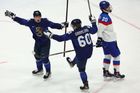 Finové slaví gól v semifinále Slovensko - Finsko na ZOH 2022 v Pekingu