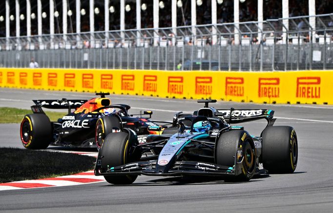George Russell, Mercedes a Max Verstappen, Red Bull ve VC Kanady F1 2025