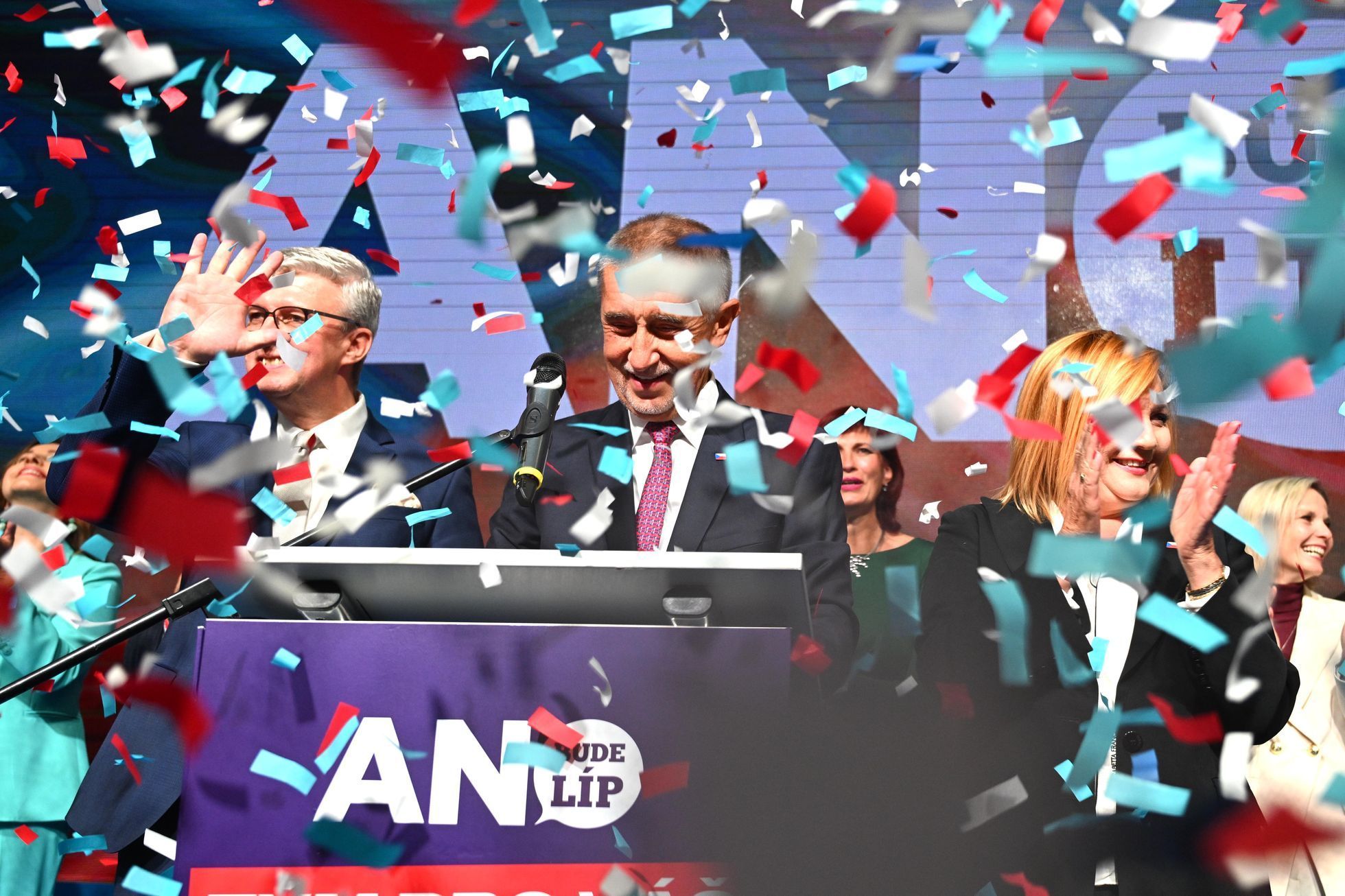 Volby parlament 2025 štáby