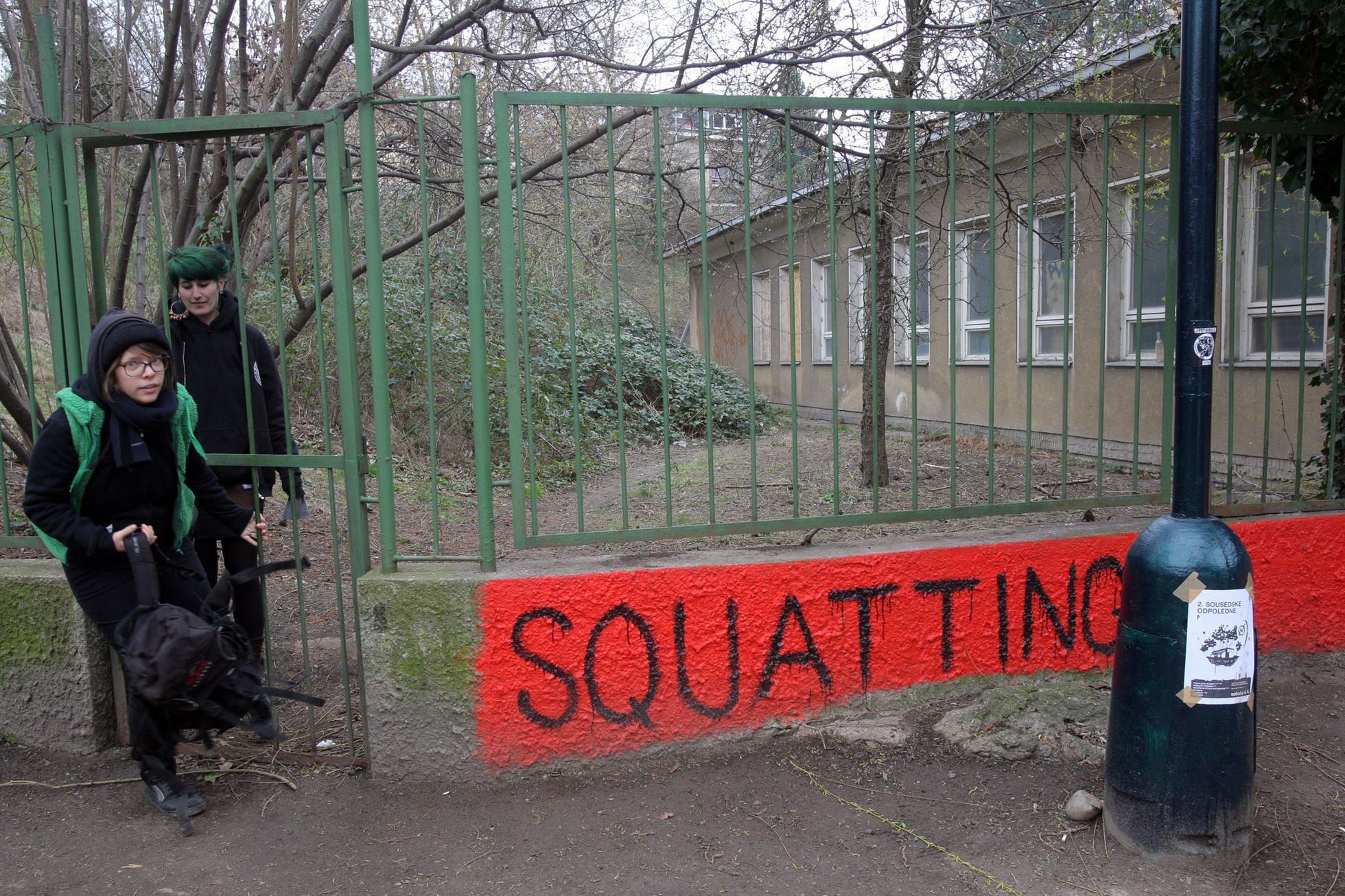 Klinika měsíc v legalitě