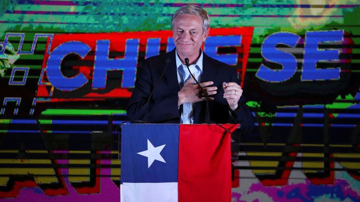 Proti migrantům i politické korektnosti. Obdivovatel Pinocheta sahá v Chile po výhře; Zdroj foto: Reuters