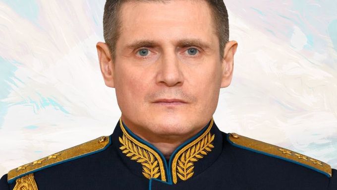 Generálplukovník Michail Teplinskyj alias generál Armagedon.