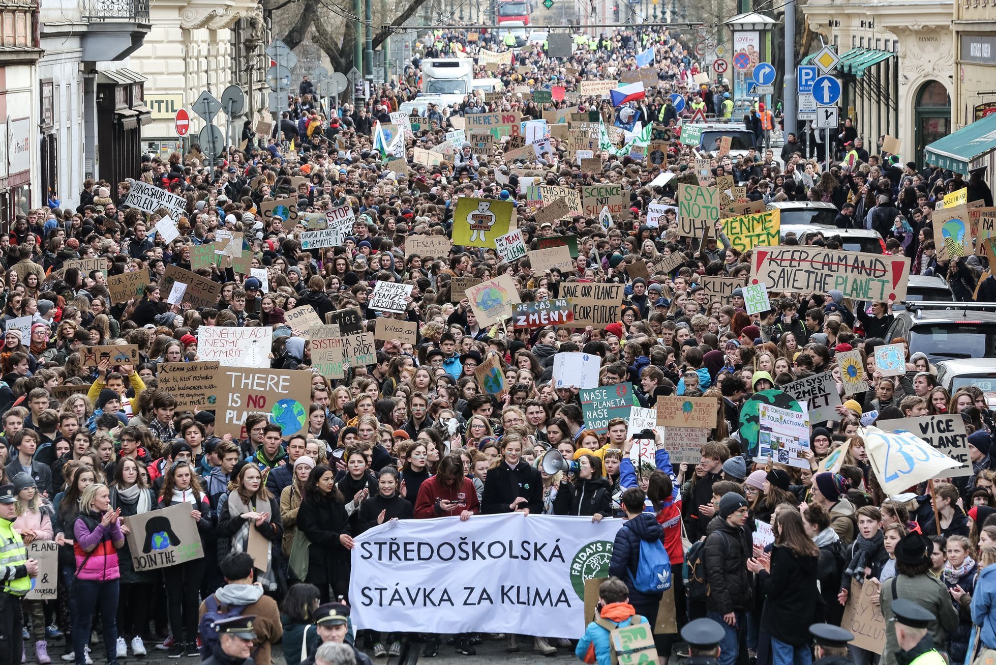 Fridays for Future Praha - první studentská stávka / protest za změnu postoje v boji proti změně klimatu, 15. 3. 2019