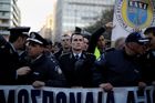 Řečtí policisté protestovali proti snižování mezd. Škrty ochromily chod bezpečnostních složek, tvrdí