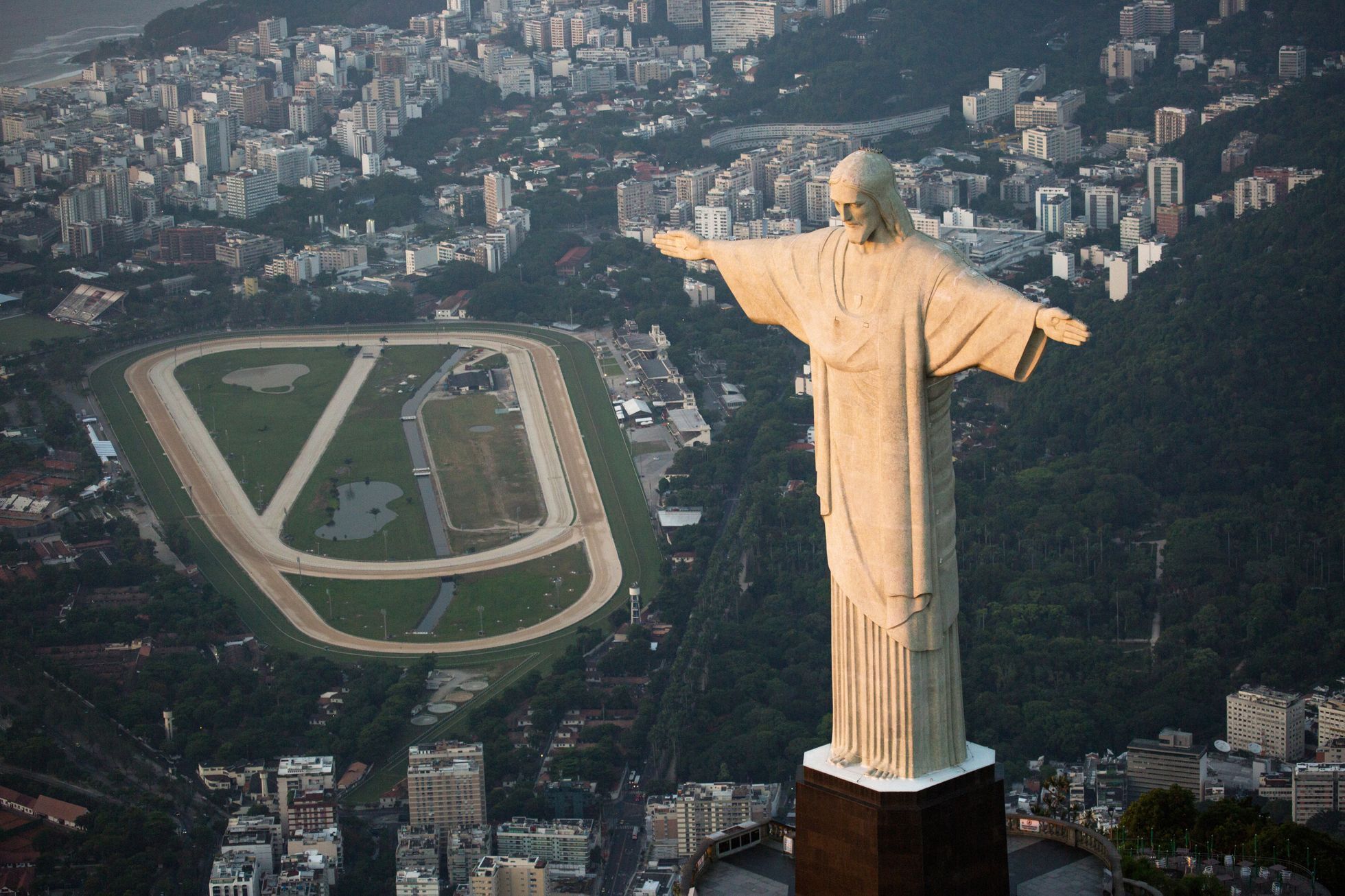 Jednorázové užití / Fotogalerie / Uplynulo 90 let od odhalení sochy Krista v Riu / Rio de Janeiro / Brazílie / Socha Krista Spasitele