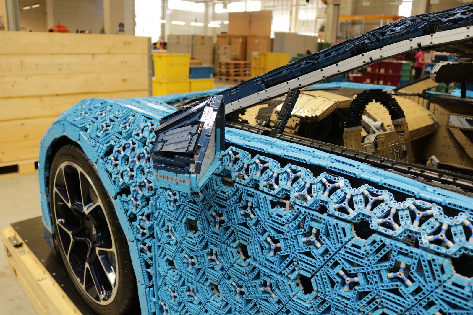 Bugatti Chiron z Lego kostek