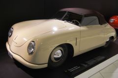 Na Jihlavsku chtějí ze zámku udělat muzeum modelů aut