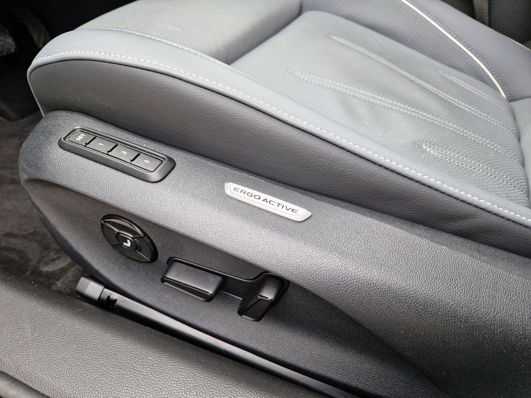Volkswagen Passat Variant 2.0 TDI Elegance test