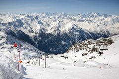 Kam vyrazit v zimě na lyže? Tohle je 15 nejzajímavějších areálů v okolí Česka