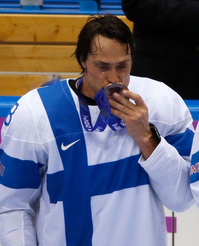 Finsko - USA, o bronz: Teemu Selänne s bronzovou medailí