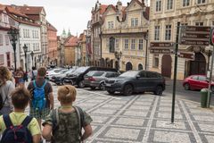 V Praze přibývá automobilů, meziročně o 41 tisíc. Pražané ale jezdí méně