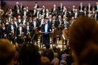 Česká filharmonie zahájila sezonu Leningradskou symfonií. Pro dirigenta je osobní