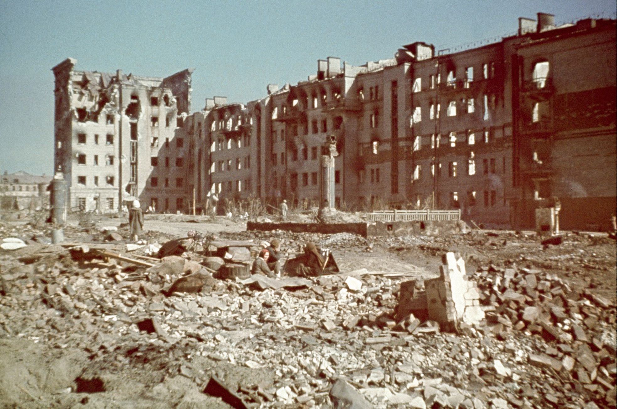 Stalingrad, bitva, Německo, Sovětský svaz, SSSR, 2. světová válka, barva, výročí, 80. let
