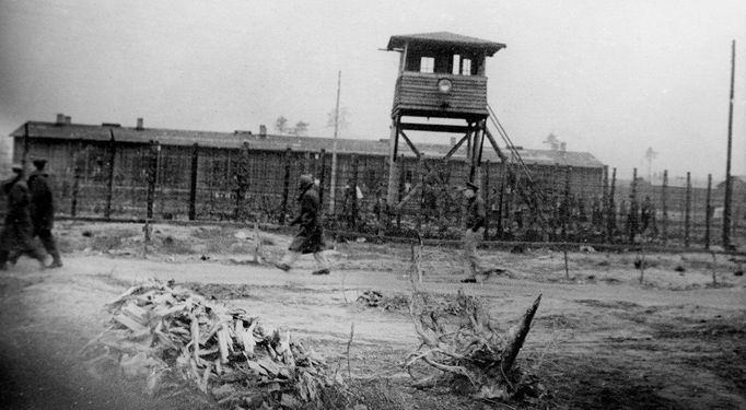 Uplynulo 75 let od velkého útěku spojeneckých letců za druhé světové války, kteří byli drženi Němci v zajateckém táboře Stalag Luft III v Polsku.