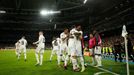 Fotbalisté Realu Madrid slaví druhý gól v prvním utkání čtvrtfinále Ligy mistrů 2022/2023 proti Chelsea