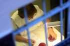 Ať vězně ošetřují odsouzení doktoři, žádá lékařská komora