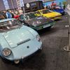 historická a filmová auta autosalon Paříž