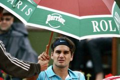 Federer chce na French Open střechu