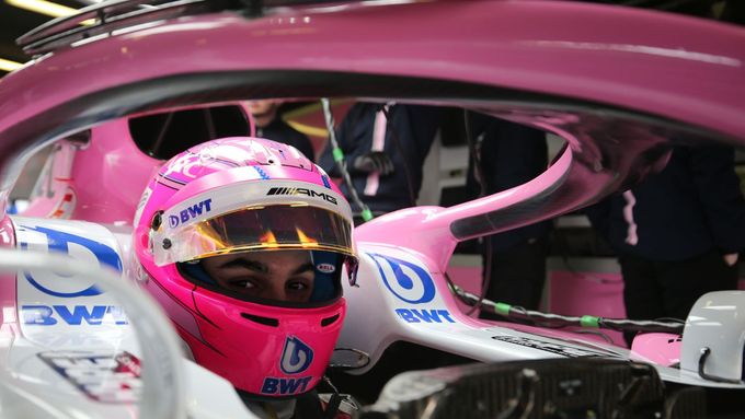 Tým Force India mže ve světovém šampionátu pokračovat.