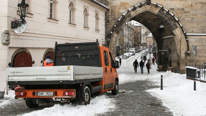 Ve středu přijdou do Česka sněhové bouře. Ojediněle napadne až 15 centimetrů; Zdroj foto: Jakub Plíhal