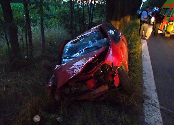 Tragická dopravní nehoda osobního auta v Olomouci.