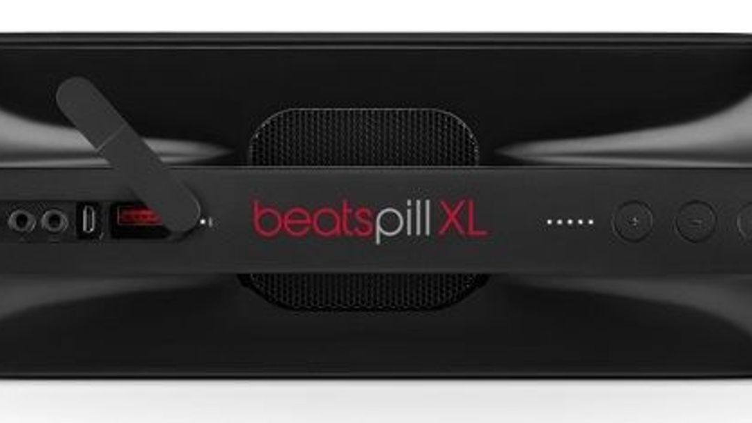 Beats Pill XL: Přenosný Bluetooth reproduktor, který rozehraje zahradní party