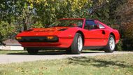 Do prodeje jde Ferrari 308 GTS Quattrovalvole, které se účastnilo natáčení seriálu Magnum v letech 1984 až 1985.