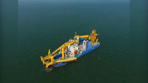 VIDEO: Čína ukázala novou "magickou" loď na stavbu ostrovů