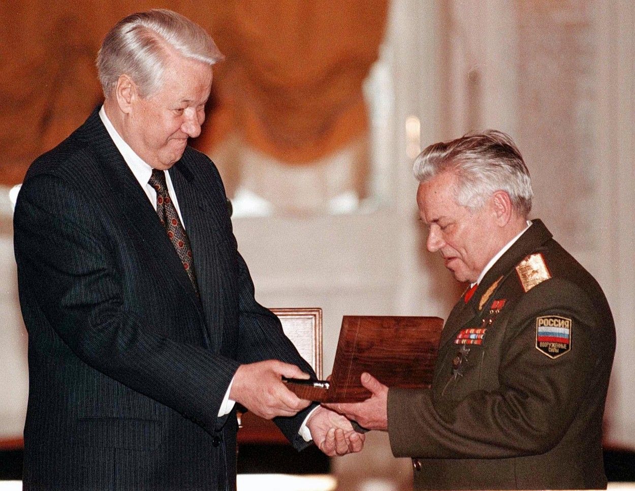 Jednorázové užití / Fotogalerie / 100. Let od vynálezce legendární útočné pušky AK-47 Michaila Kalašnikova / Profimedia