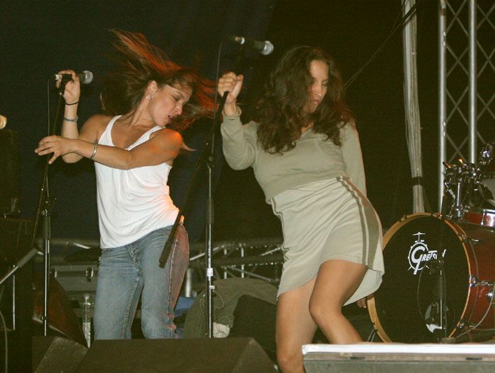 A jejich rozdováděné zpěvačky (BSP)