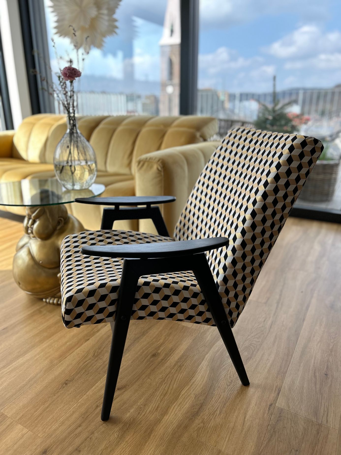 vintage nábytek, renovace, práce, tvorba