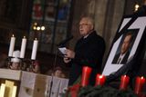The first one to give a speech after the requiem mass was Václav Havel's successor and current President of the Czech Republic, Václav Klaus.