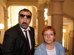 Advokát Barbory Škrlové Richard Novák a matka Škrlové Renata
