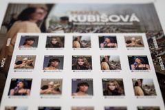 Pošta vydala známky s Martou Kubišovou. Byly dopředu vyprodané
