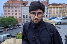 Student z "Karlovky" dostal 15 let za špionáž. Ve vězení se pokusil o sebevraždu