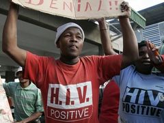 I mezi vedením země se najde mnoho těch, kdo popírá souvislost mezi HIV a AIDS