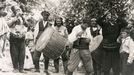 Romští muzikanti za zvuků zurly a tapanu, 1915-18.