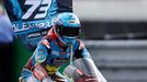 Alex Marquez slaví vítězství v závodě Moto2 ve Velké ceně České republiky