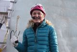 Devatenáctiletá Aneta Loužecká. Bronzová medailistka z mistrovství světa juniorek sice nesnáší zimu, za svůj sport si ale vybrala lezení po ledových stěnách.